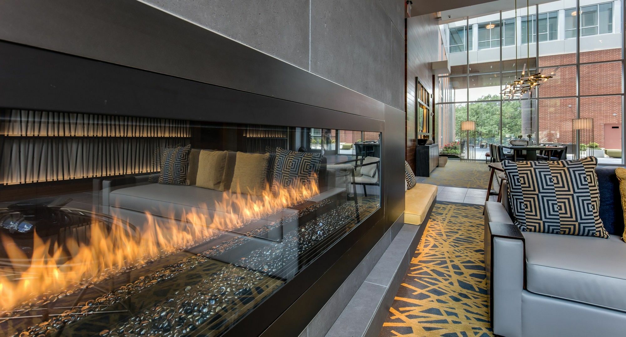 Global Luxury Suites Longwood Medical ブルックライン エクステリア 写真